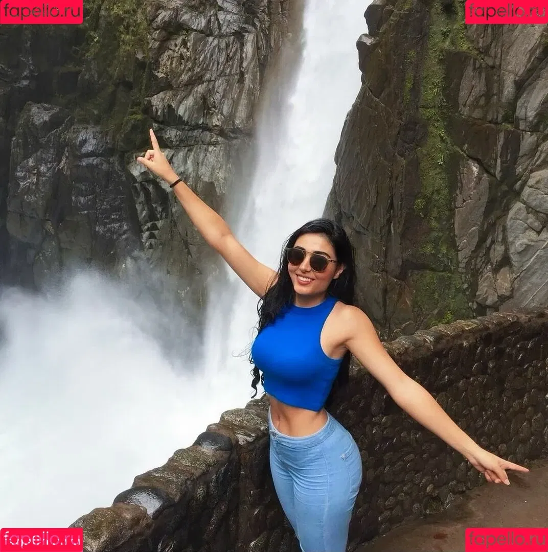 Sara Lievano Onlyfans Photo Gallery 