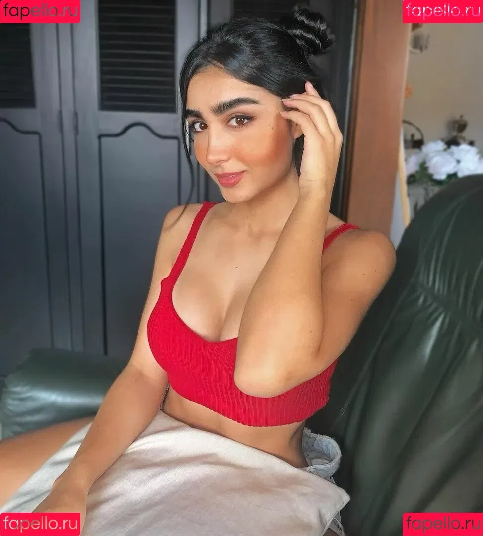 Sara Lievano Onlyfans Photo Gallery 