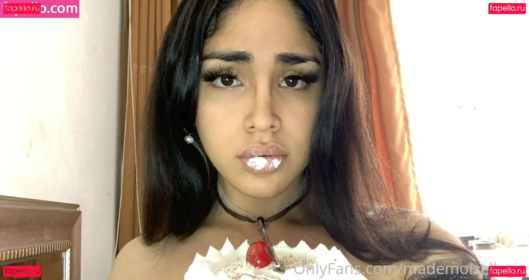 mademoisellegia Onlyfans Photo Gallery 