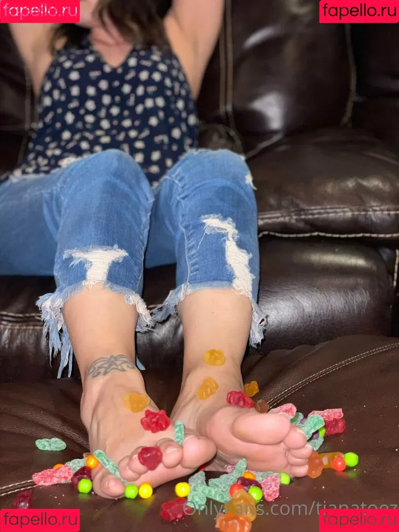 tianataylortoes Onlyfans Photo Gallery 