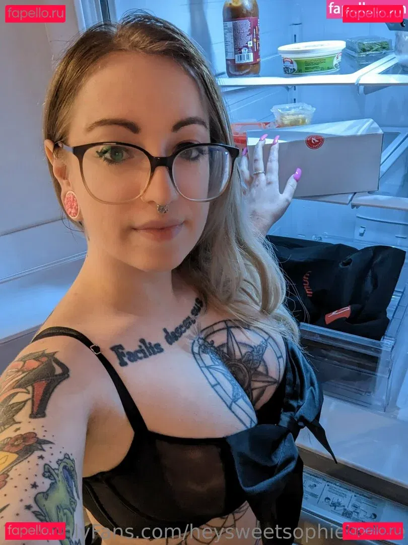 heysweetsophie.tease Onlyfans Photo Gallery 