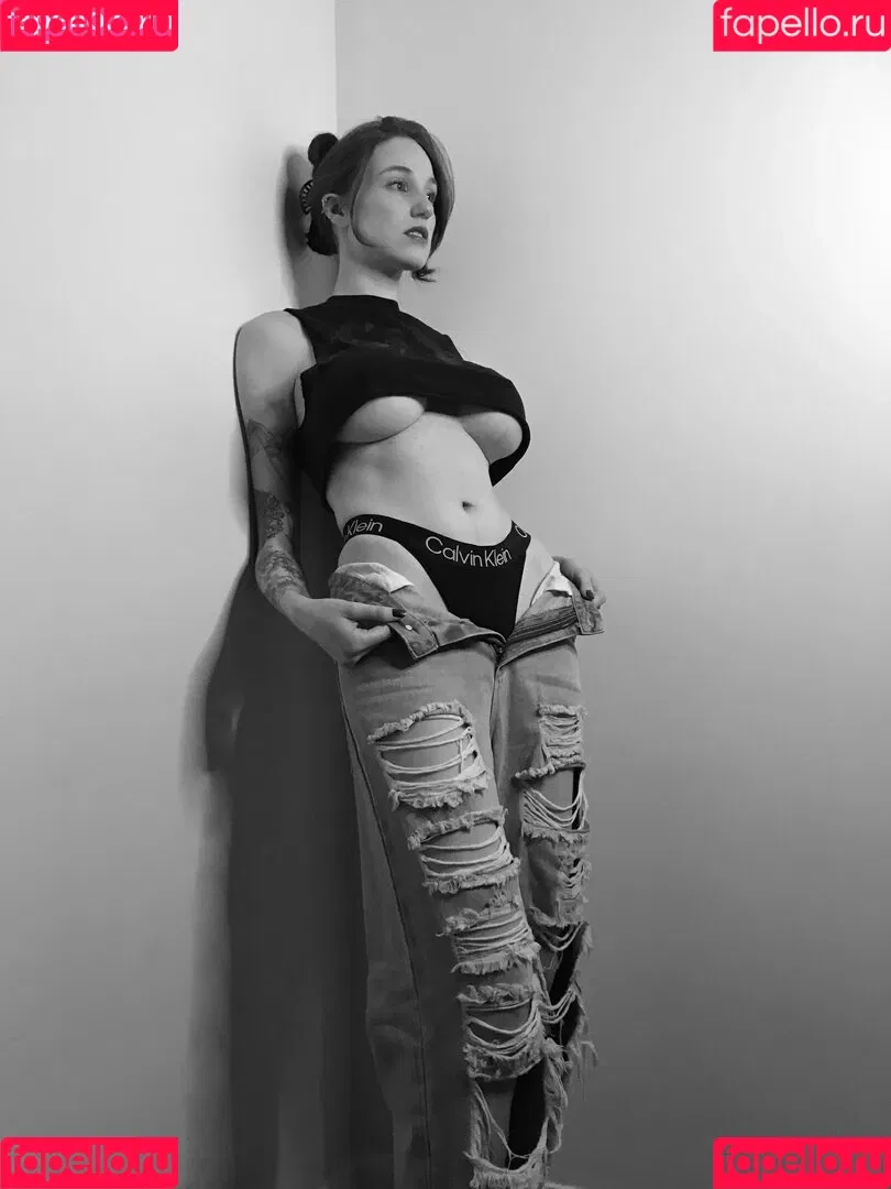 cum_with_quinn Onlyfans Photo Gallery 