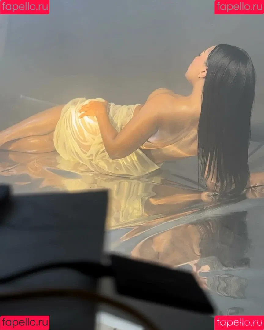 Mica Burton Onlyfans Photo Gallery 