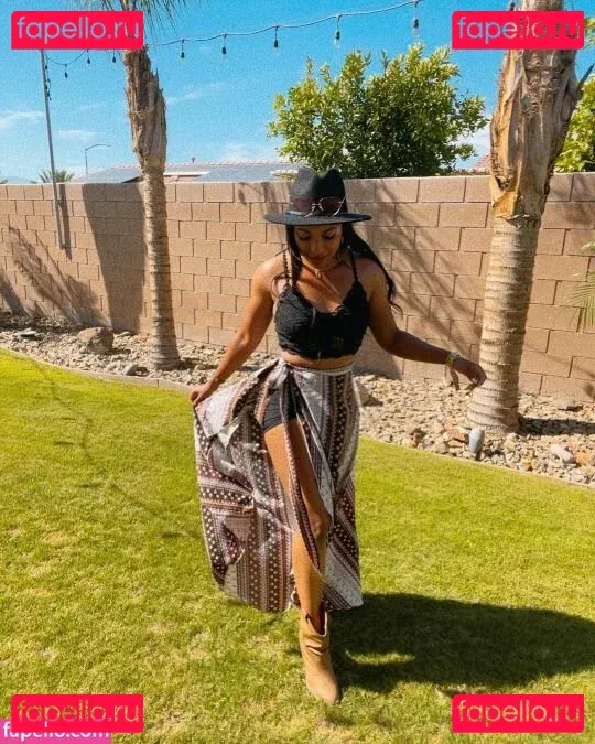 Mica Burton Onlyfans Photo Gallery 