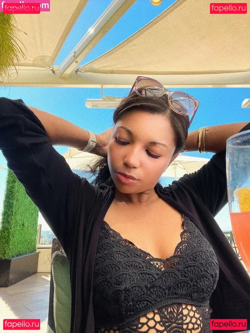 Mica Burton Onlyfans Photo Gallery 