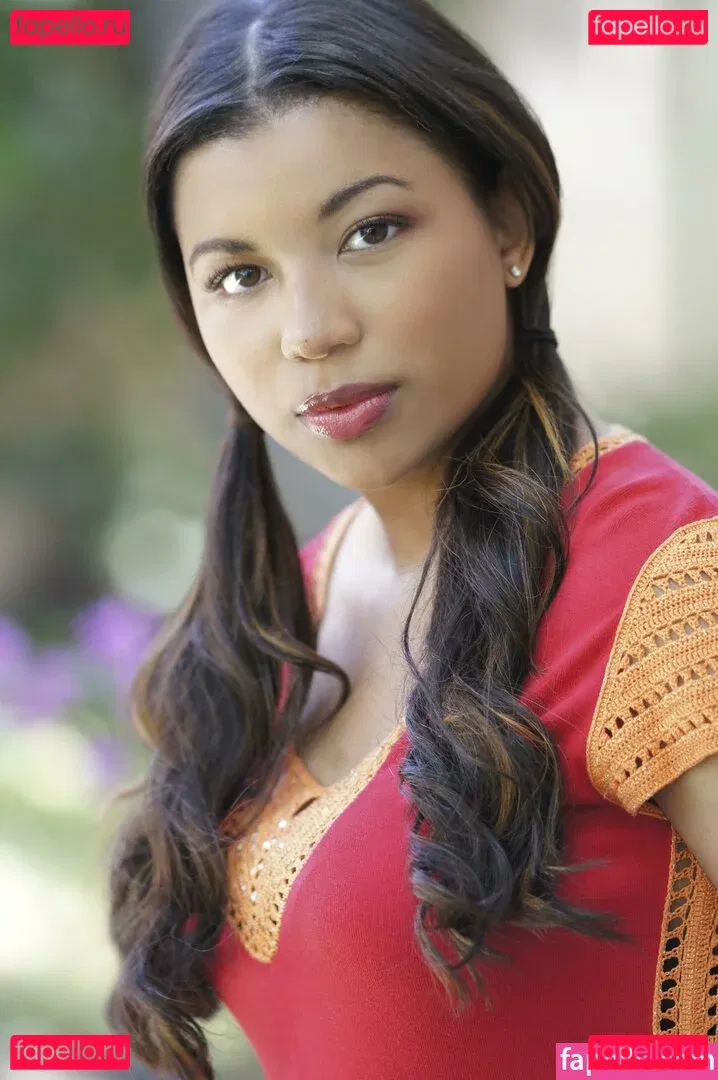 Mica Burton Onlyfans Photo Gallery 