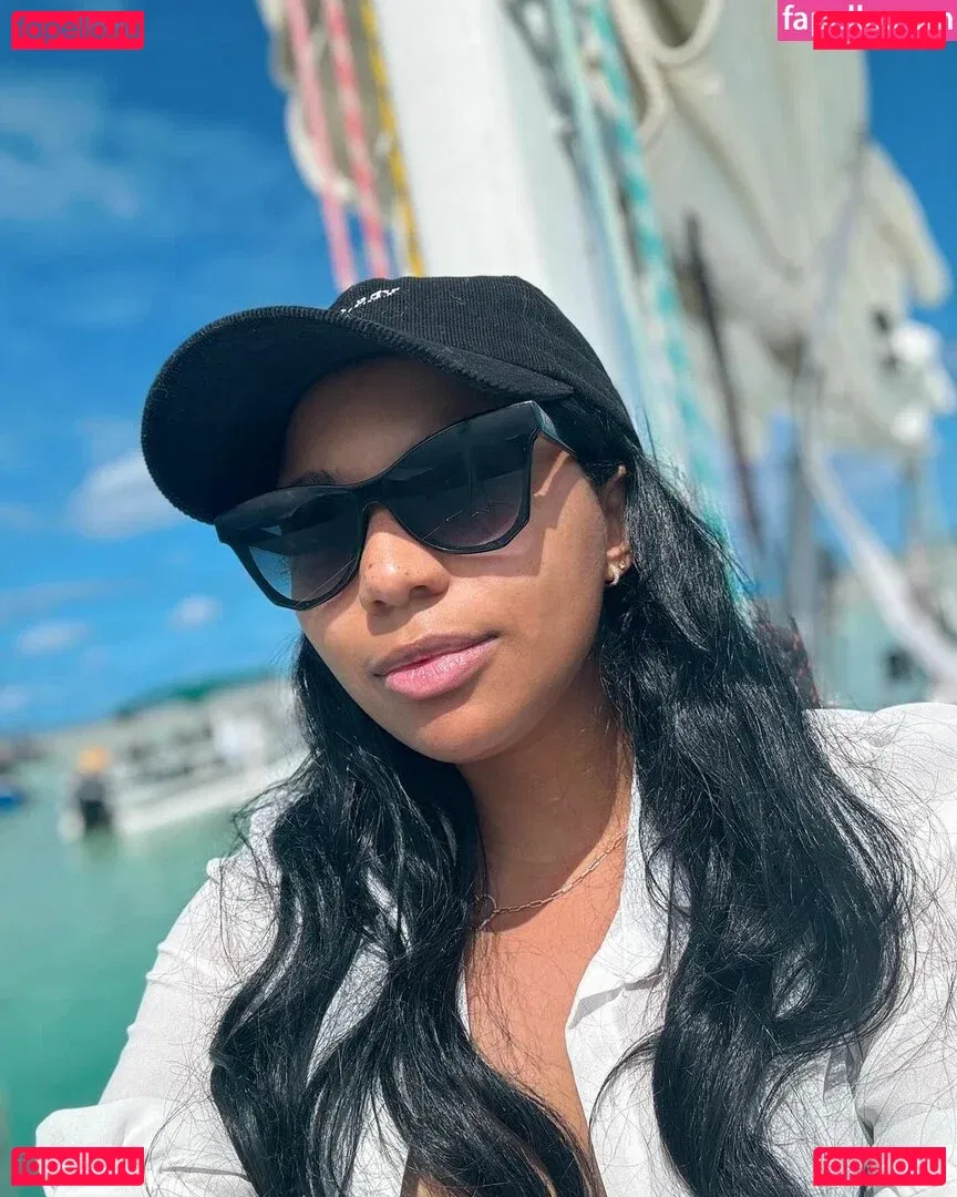 Mica Burton Onlyfans Photo Gallery 