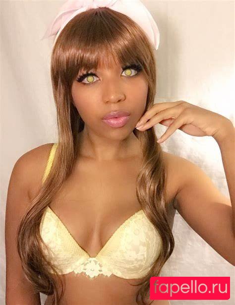 Mica Burton Nude Onlyfans Photo 37