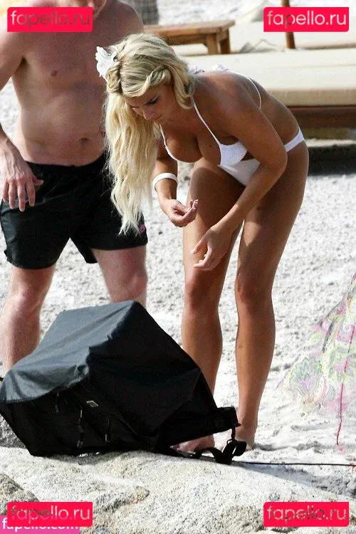 geeeena Onlyfans Photo Gallery 