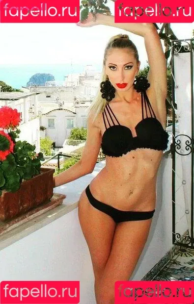 Sara Muzi Onlyfans Photo Gallery 
