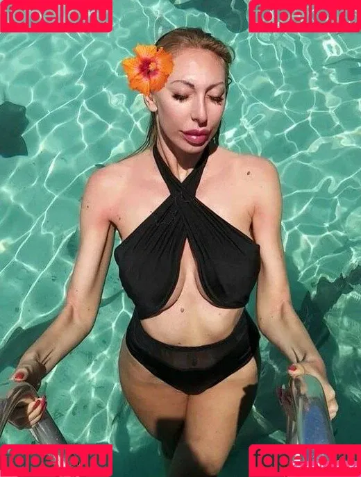 Sara Muzi Onlyfans Photo Gallery 