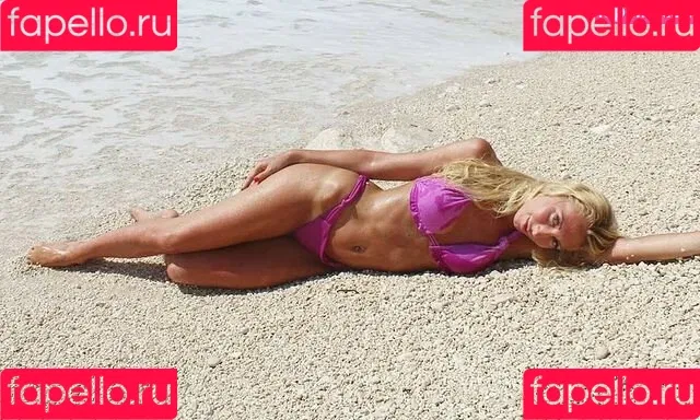Sara Muzi Onlyfans Photo Gallery 