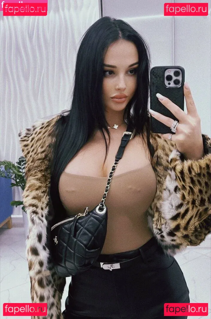 Unrealcobaine Onlyfans Photo Gallery 