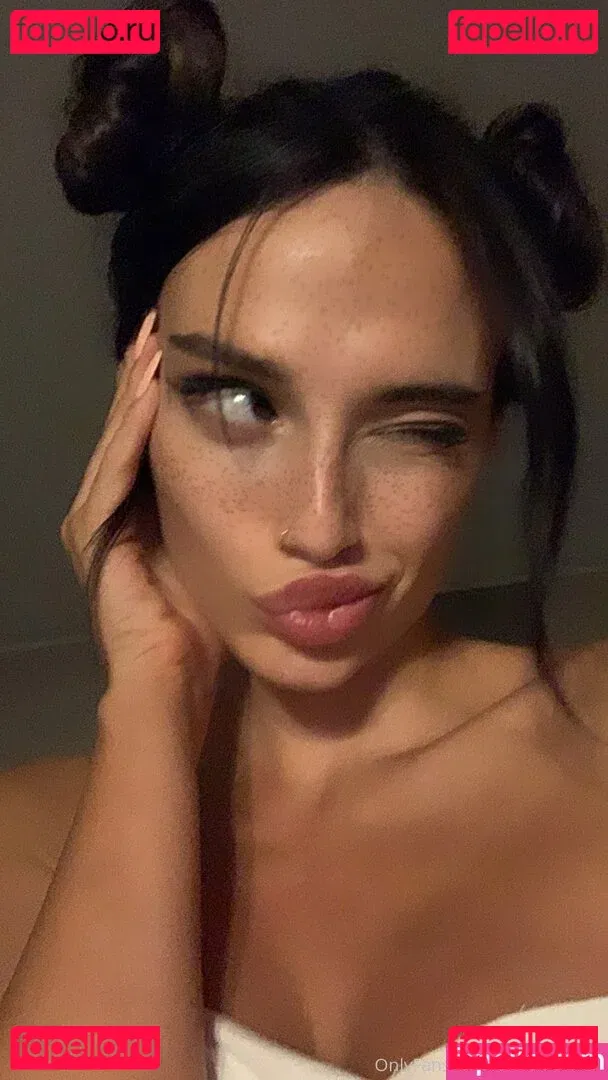 Unrealcobaine Onlyfans Photo Gallery 