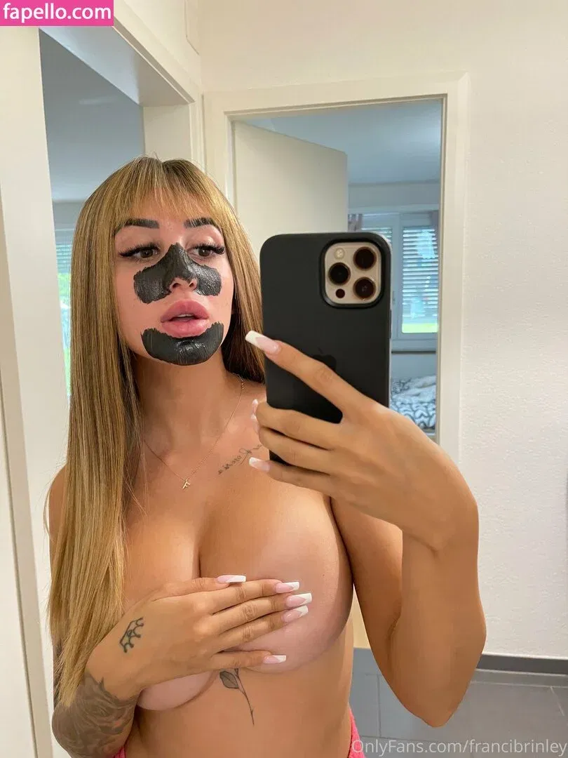 francibrinley Onlyfans Photo Gallery 