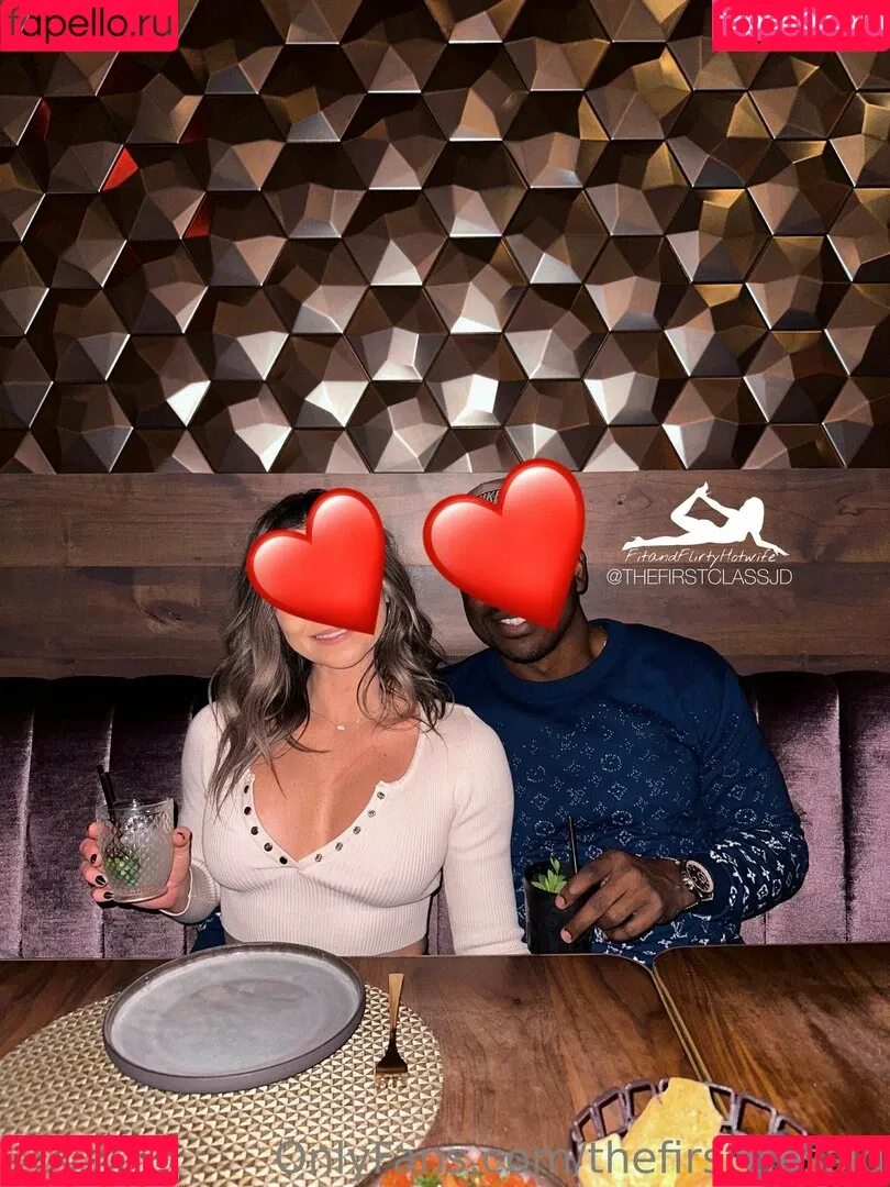 FitandFlirtyHotwife Onlyfans Photo Gallery 