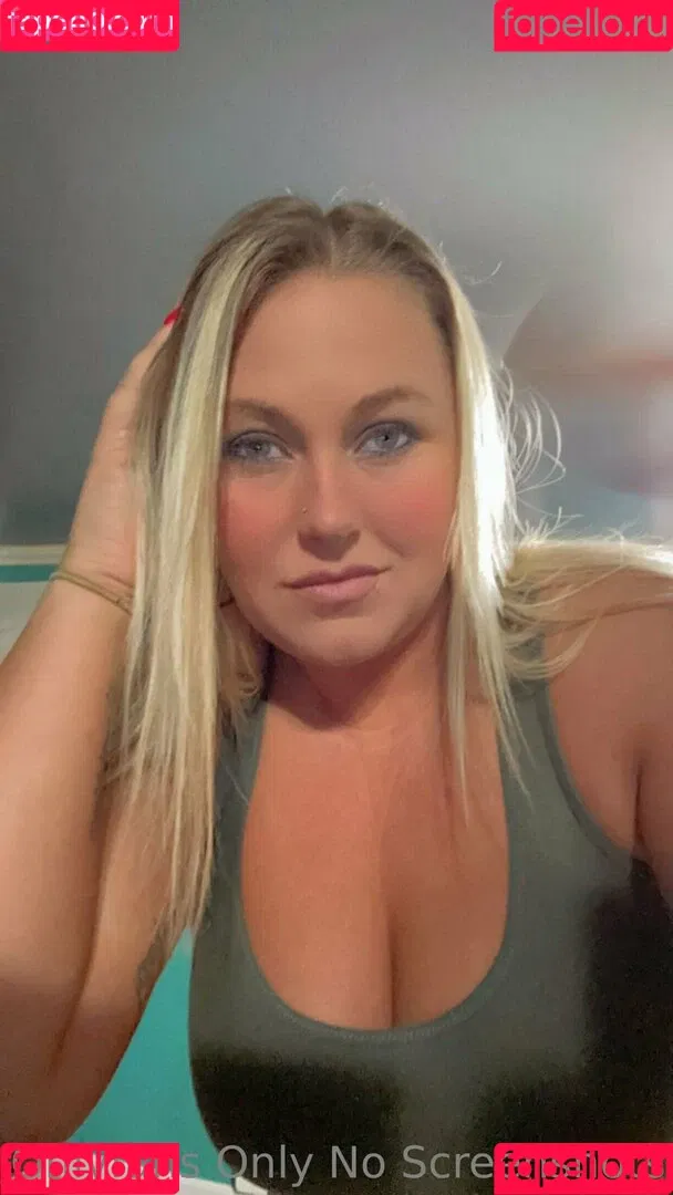 bad_blondie33 Onlyfans Photo Gallery 