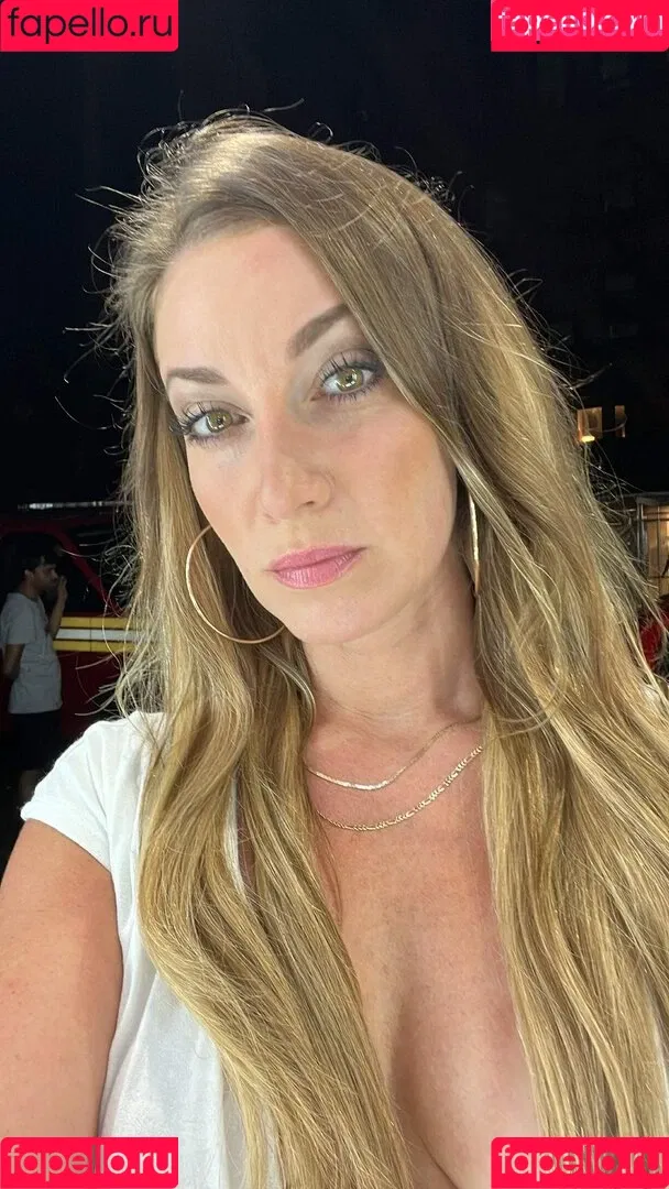 Jeana Onlyfans Photo Gallery 