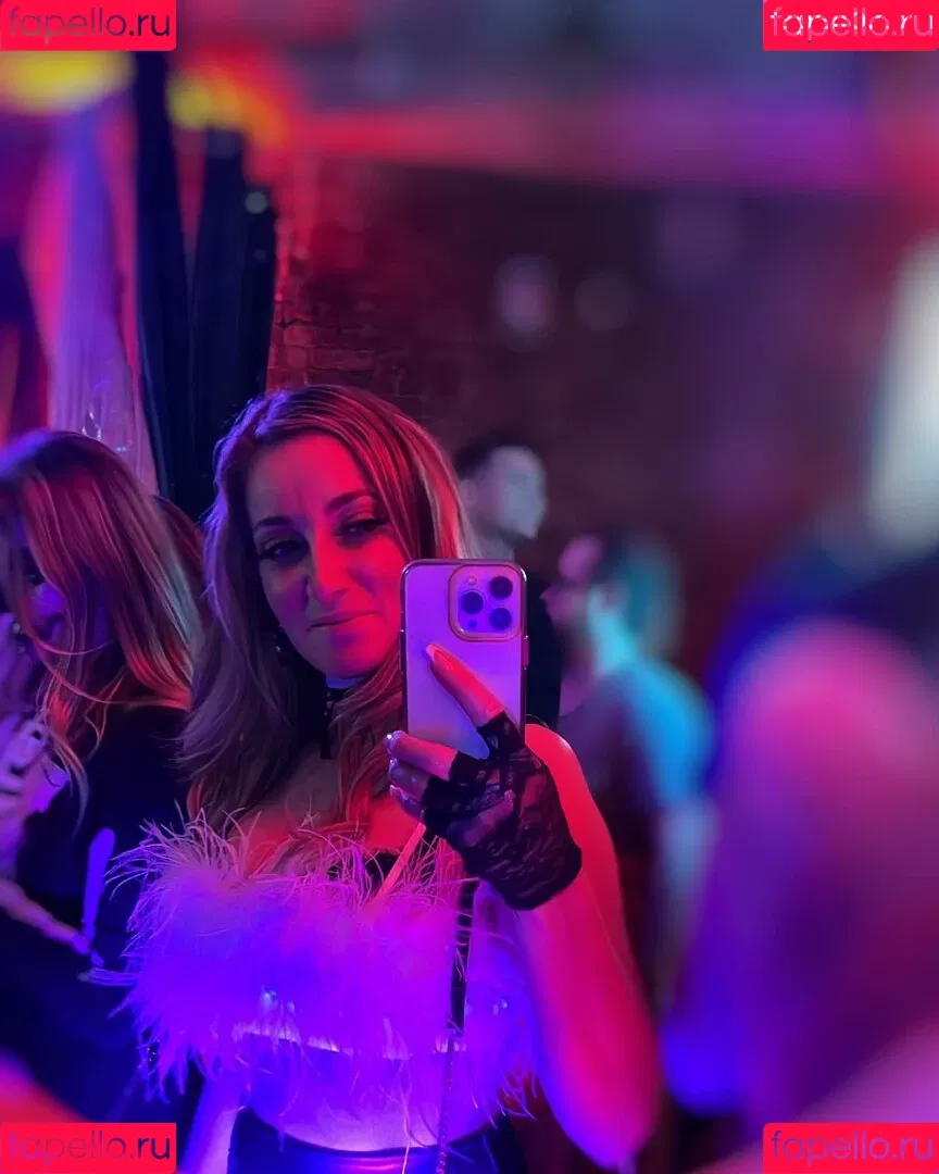Jeana Onlyfans Photo Gallery 