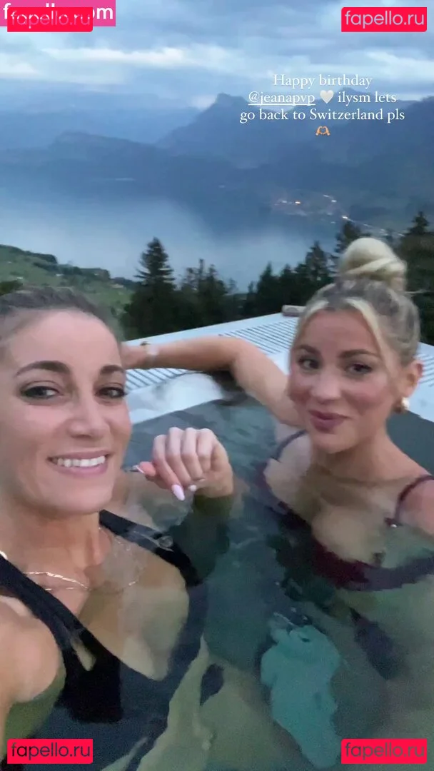 Jeana Onlyfans Photo Gallery 