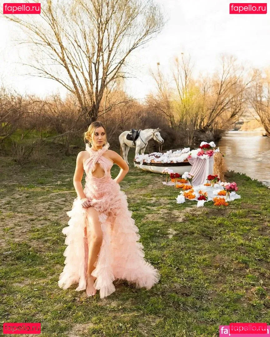 Jeana Onlyfans Photo Gallery 