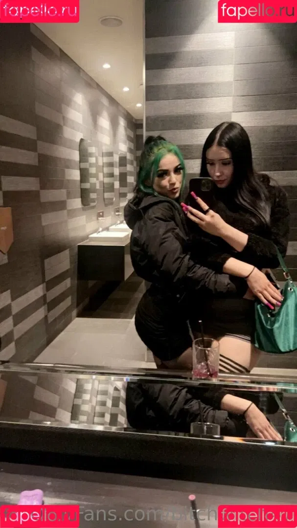 bitchwitch47 Onlyfans Photo Gallery 
