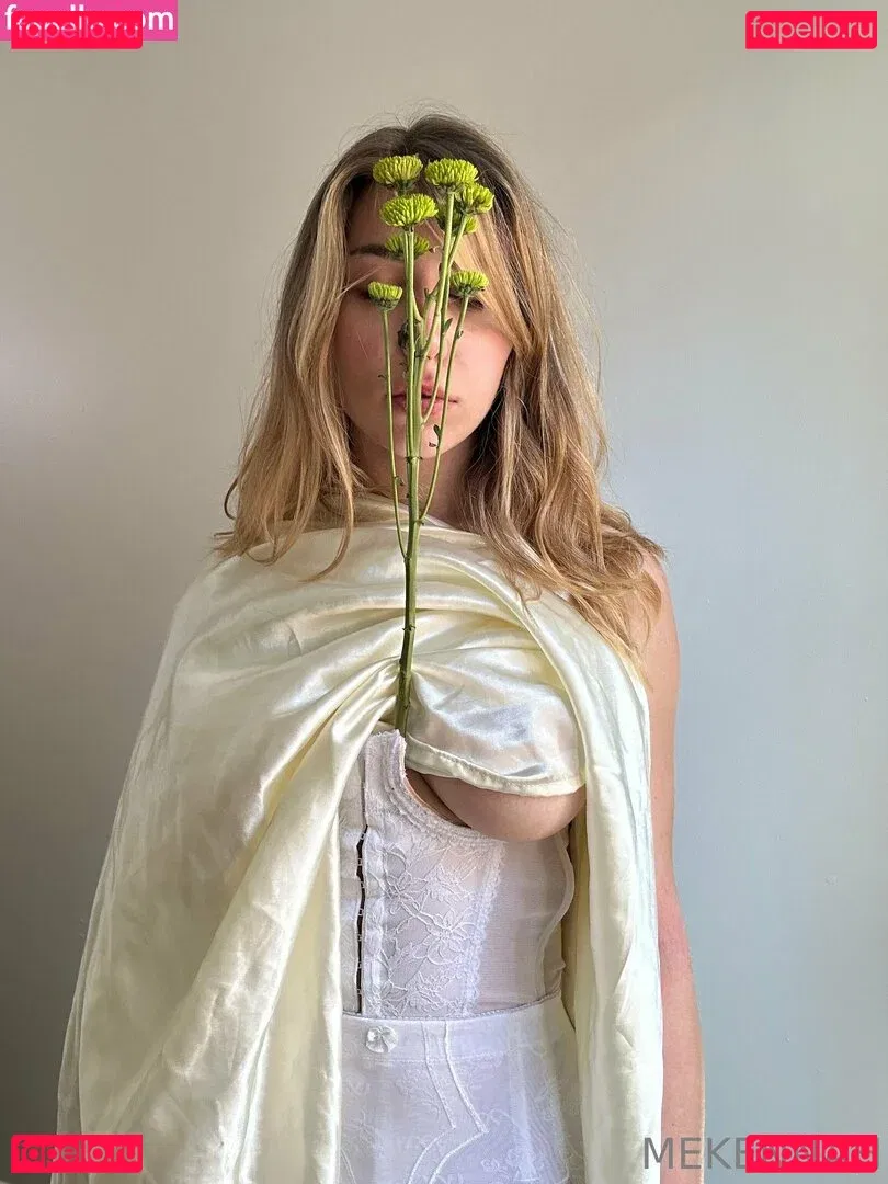 mekennaharchives Onlyfans Photo Gallery 