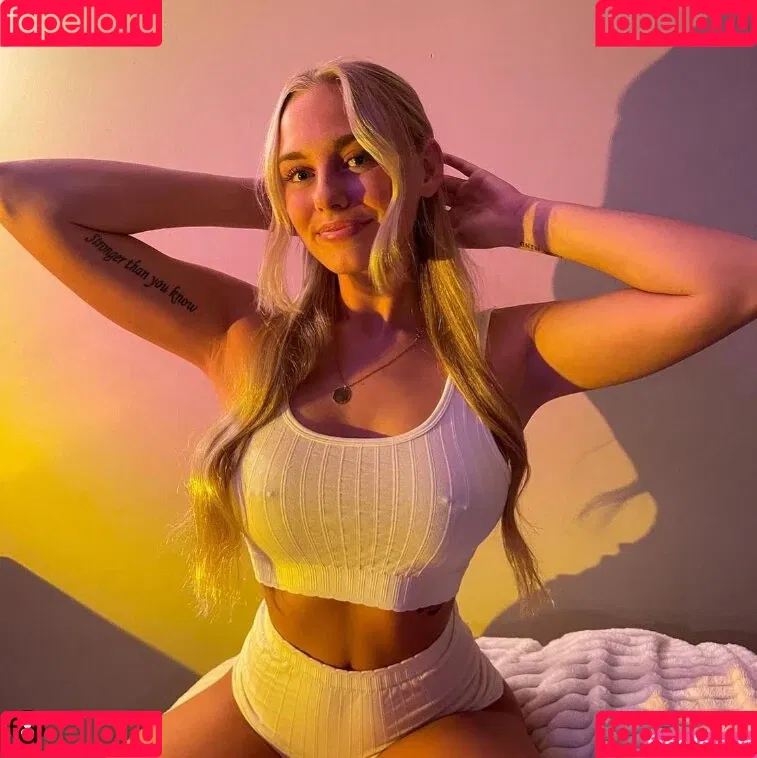 Sophie Riedemann Onlyfans Photo Gallery 