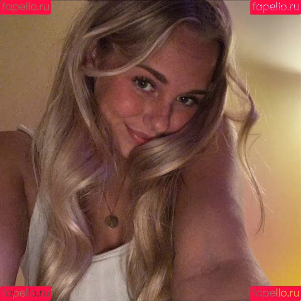 Sophie Riedemann Onlyfans Photo Gallery 