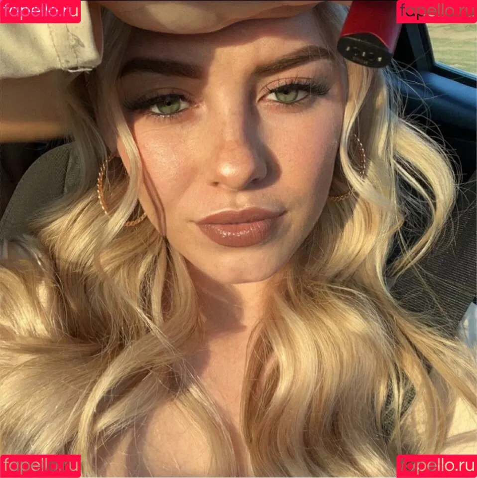 Sophie Riedemann Onlyfans Photo Gallery 