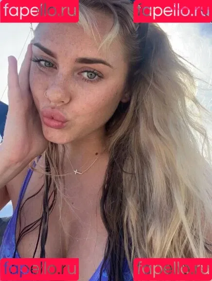 Sophie Riedemann Onlyfans Photo Gallery 