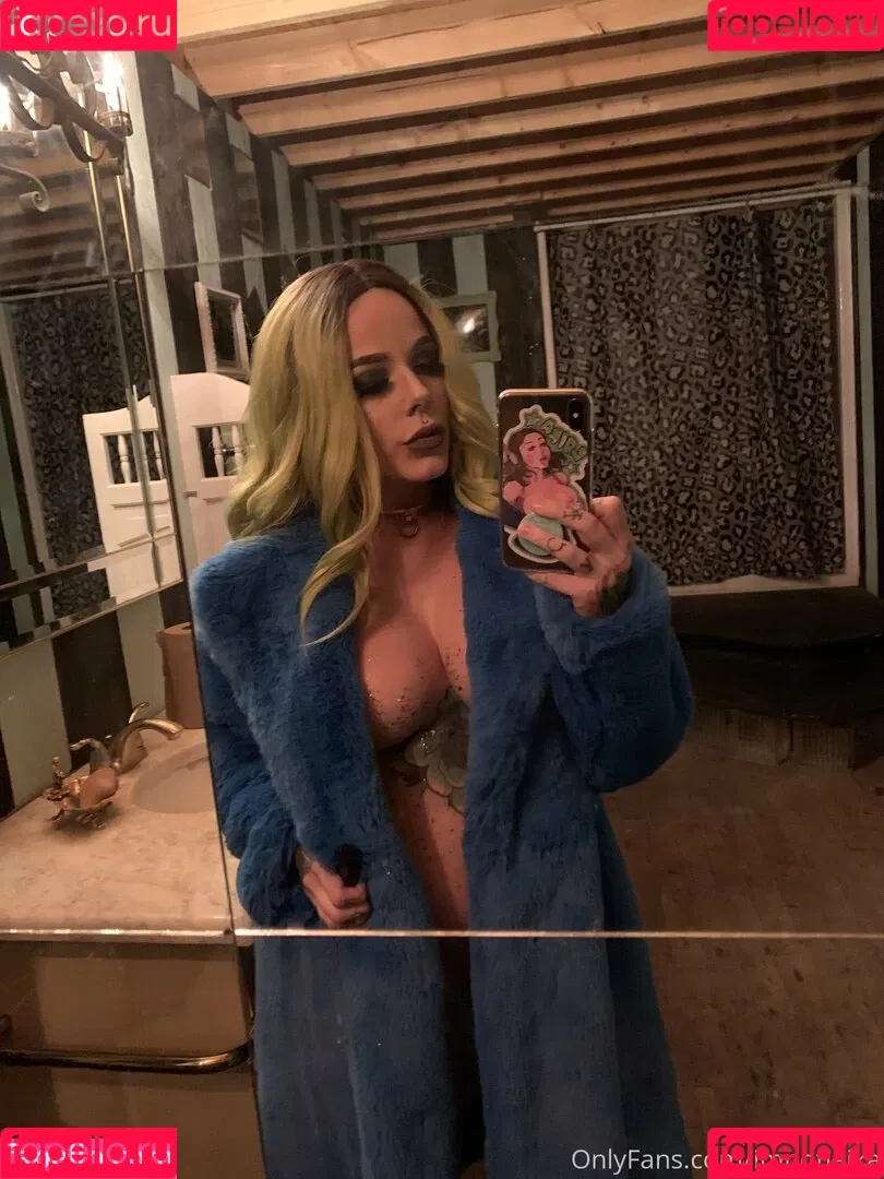 ihatelaiika Onlyfans Photo Gallery 