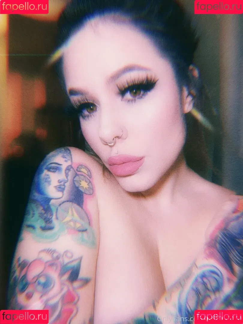 ihatelaiika Onlyfans Photo Gallery 