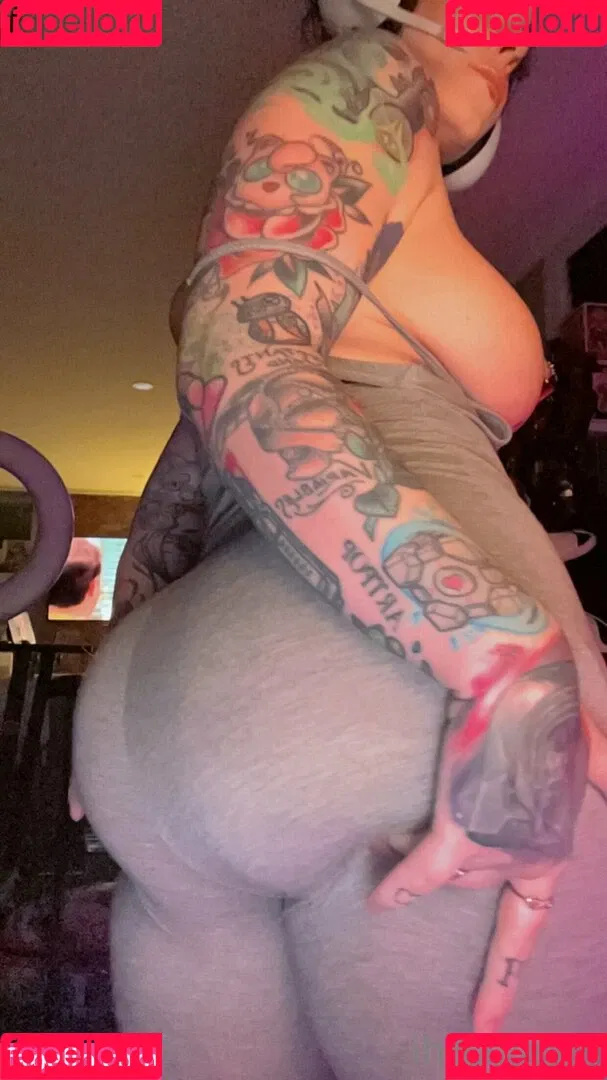 ihatelaiika Onlyfans Photo Gallery 