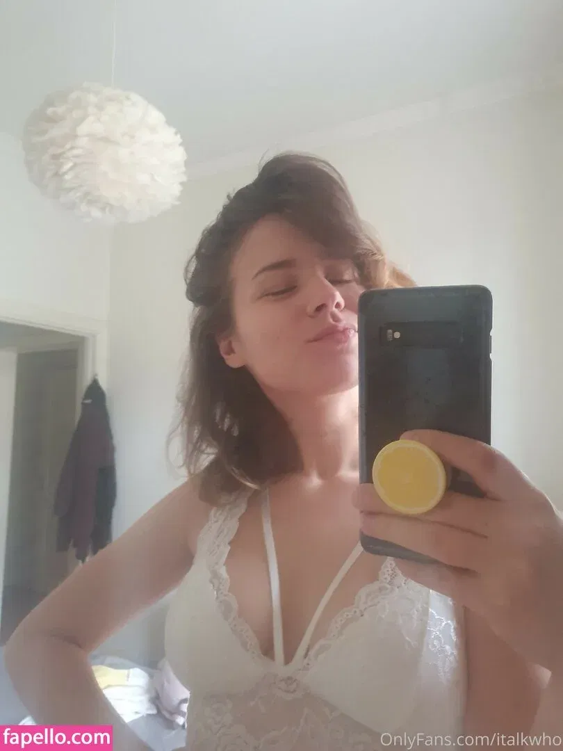 ihatelaiika Onlyfans Photo Gallery 