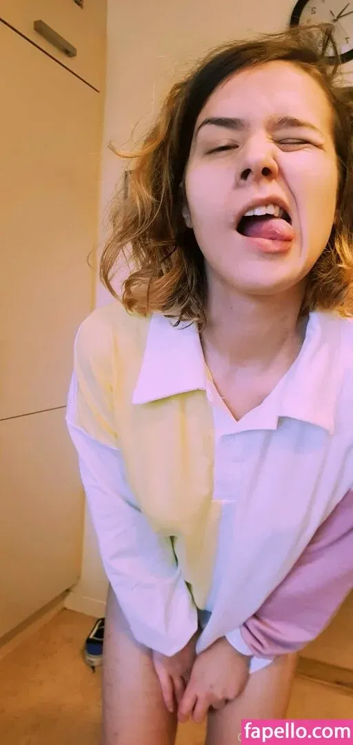 ihatelaiika Onlyfans Photo Gallery 