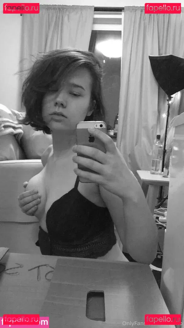 ihatelaiika Onlyfans Photo Gallery 