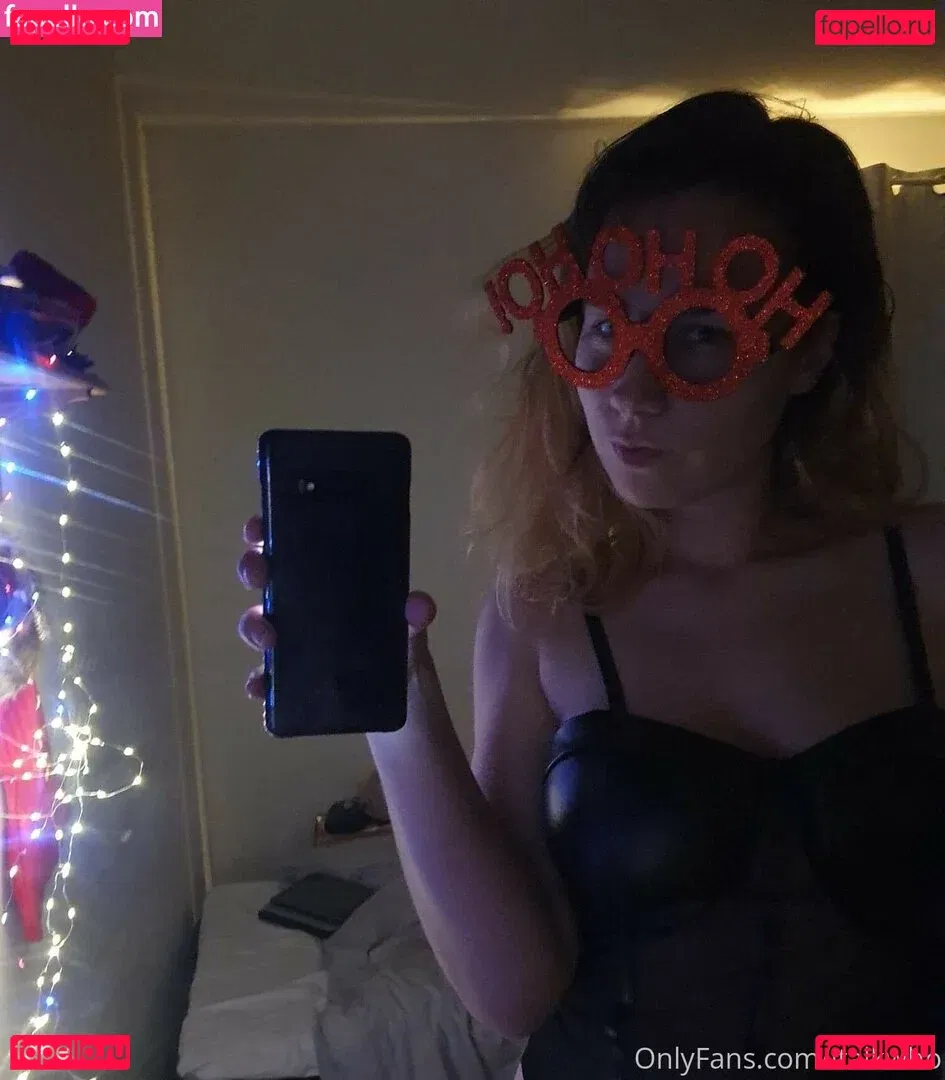 ihatelaiika Onlyfans Photo Gallery 