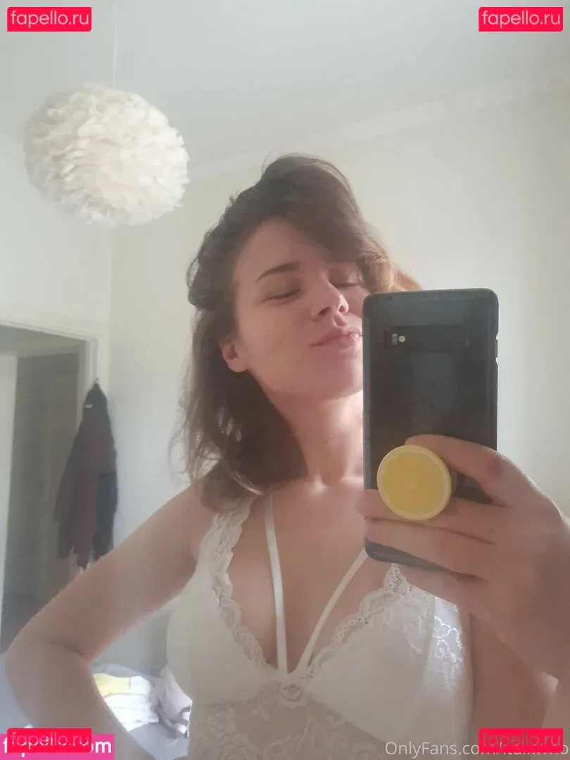 ihatelaiika Onlyfans Photo Gallery 