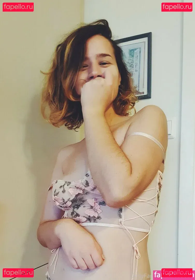 ihatelaiika Onlyfans Photo Gallery 