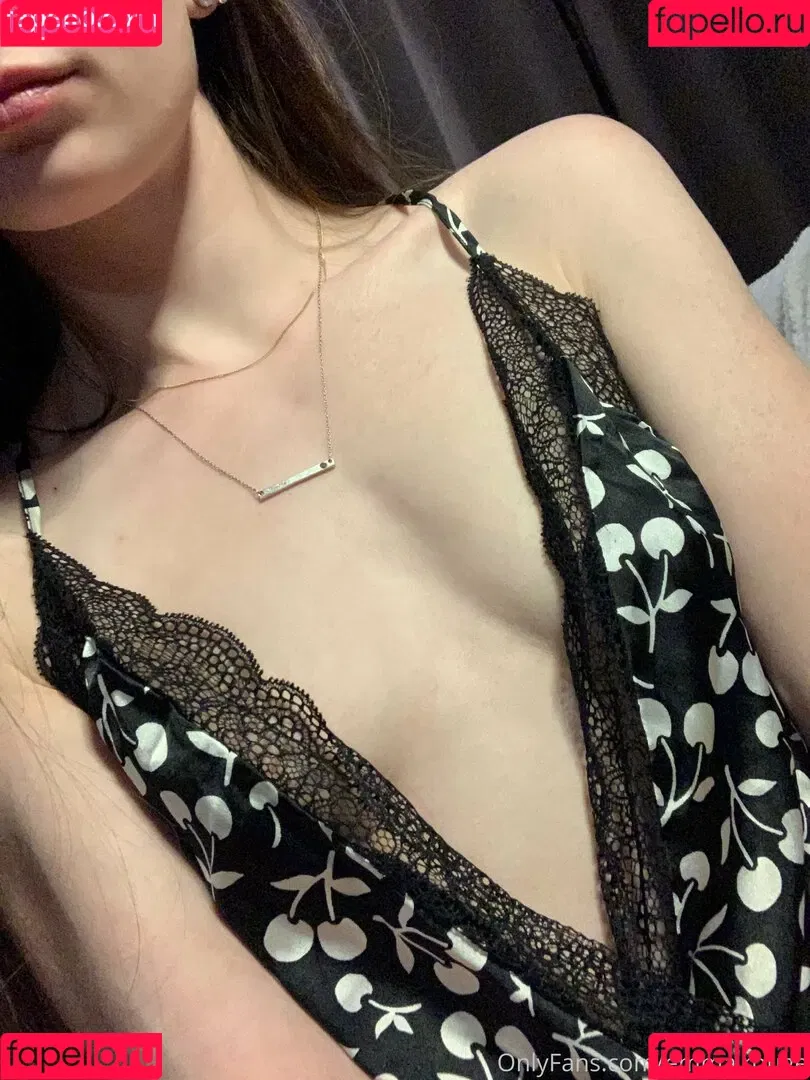 Emma Rouge Onlyfans Photo Gallery 