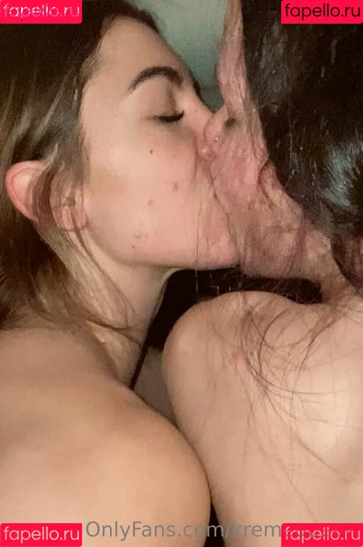 kremequeen Onlyfans Photo Gallery 