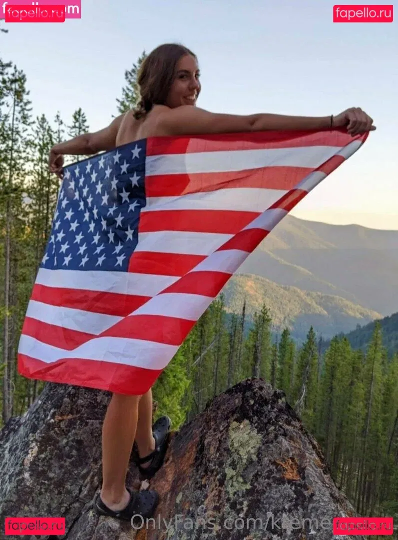 kremequeen Onlyfans Photo Gallery 