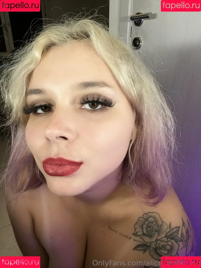 alice_wood_vip Onlyfans Photo Gallery 