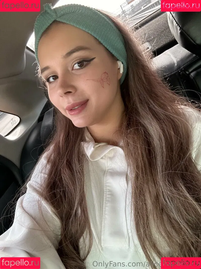 alice_wood_vip Onlyfans Photo Gallery 