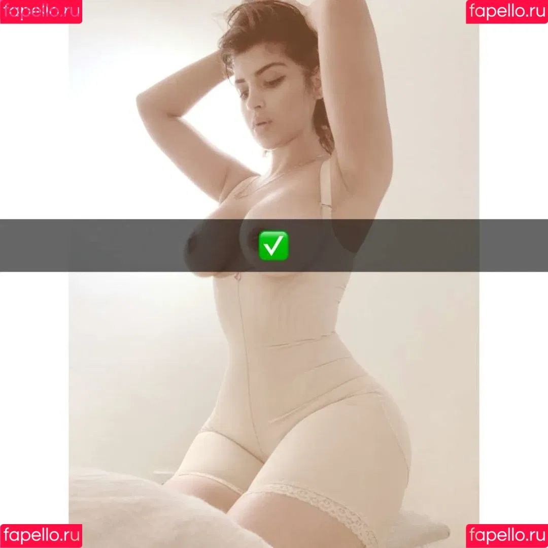 Emira Kowalska Onlyfans Photo Gallery 