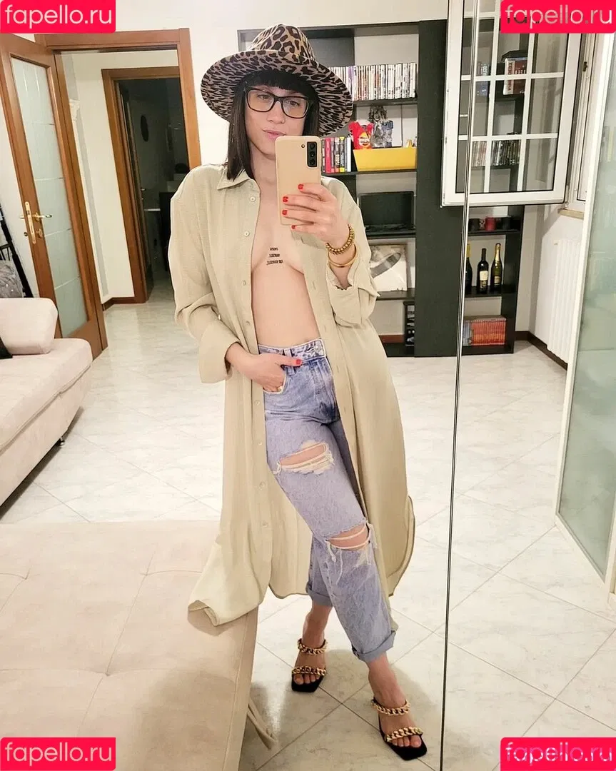 ledmad Onlyfans Photo Gallery 