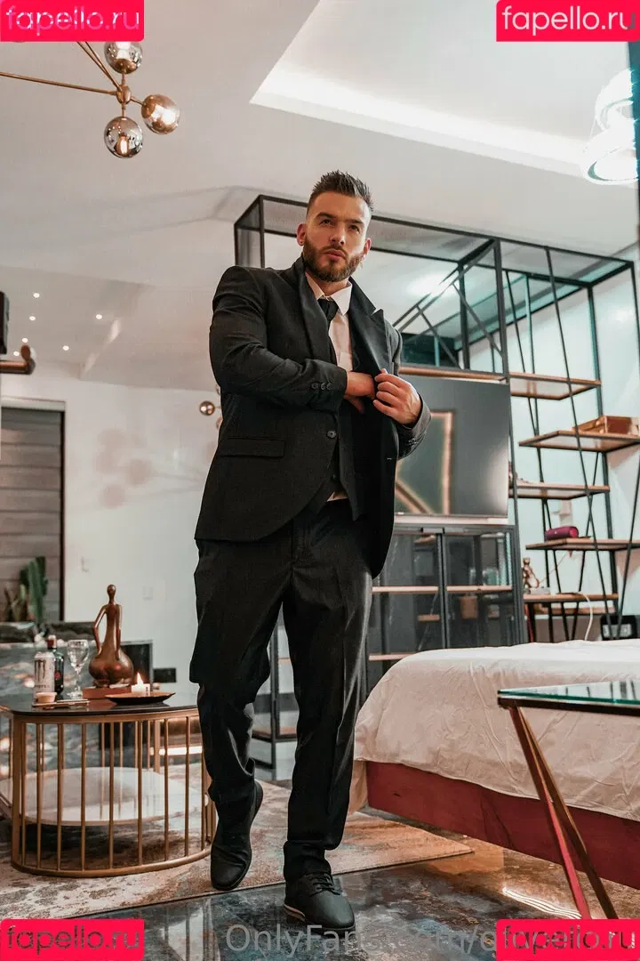 olivercolt Onlyfans Photo Gallery 