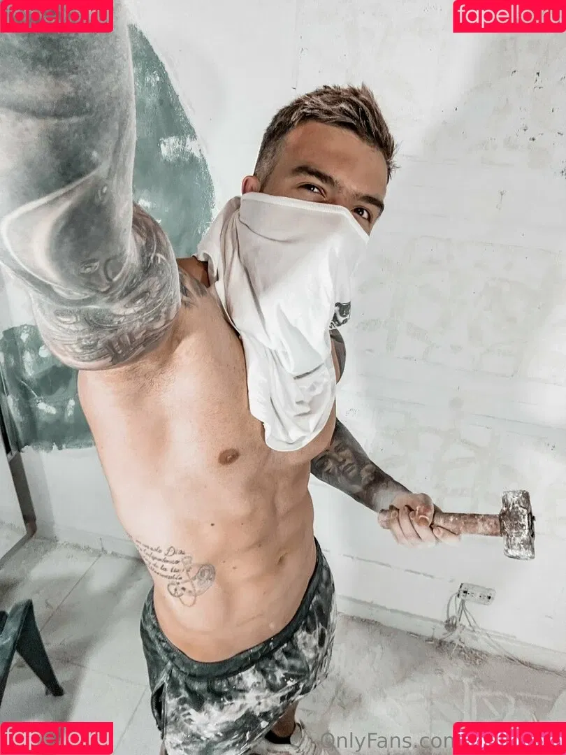 olivercolt Onlyfans Photo Gallery 