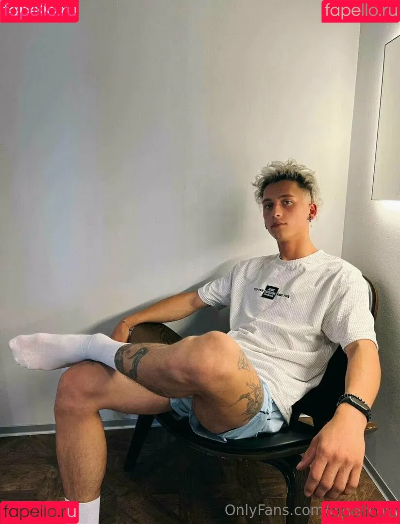 olivercolt Onlyfans Photo Gallery 
